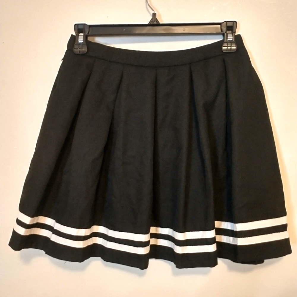 Hot Topic Black and White Pleated School Girl Cheer Skirt Size S/M